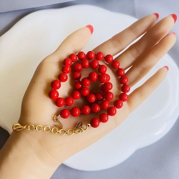 Vintage Monet Necklace Cherry Red Gold Lucite Beads Beaded PRETTY  18” 4325 - Picture 9 of 13